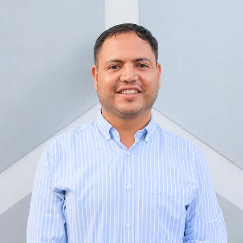 Portrait of Enrique Espino Soria, PEACE Punta de Mita team